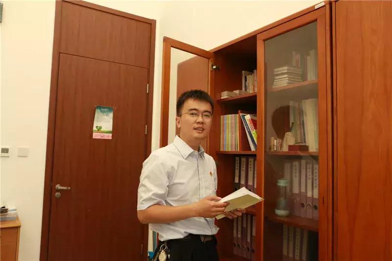 「异乡红河人」从航天人到公务员,这位红河人始终不忘初心牢记使命诠释好新时代人民公仆的含义