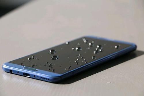 挑选钢化膜最重要的是哪一点,怎样选择比较轻的钢化膜