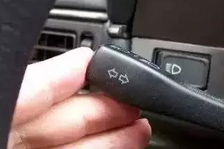 汽车仪表灯都有什么细节,汽车灯都有哪些种类