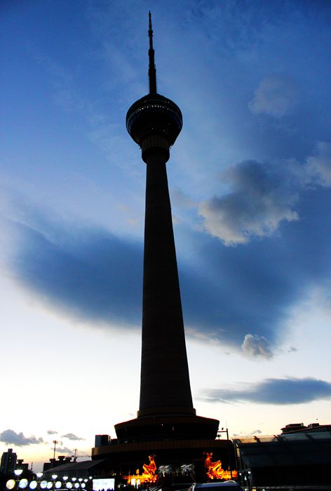 最早期的中央电视台广播员都有谁,中央人民广播电台几位老播音员