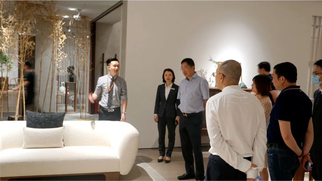 热烈欢迎集团领导莅临座谈会,热烈欢迎领导莅临参观交流