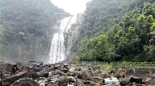 广东天子山瀑布旅游景点,广东瀑布景点有哪些