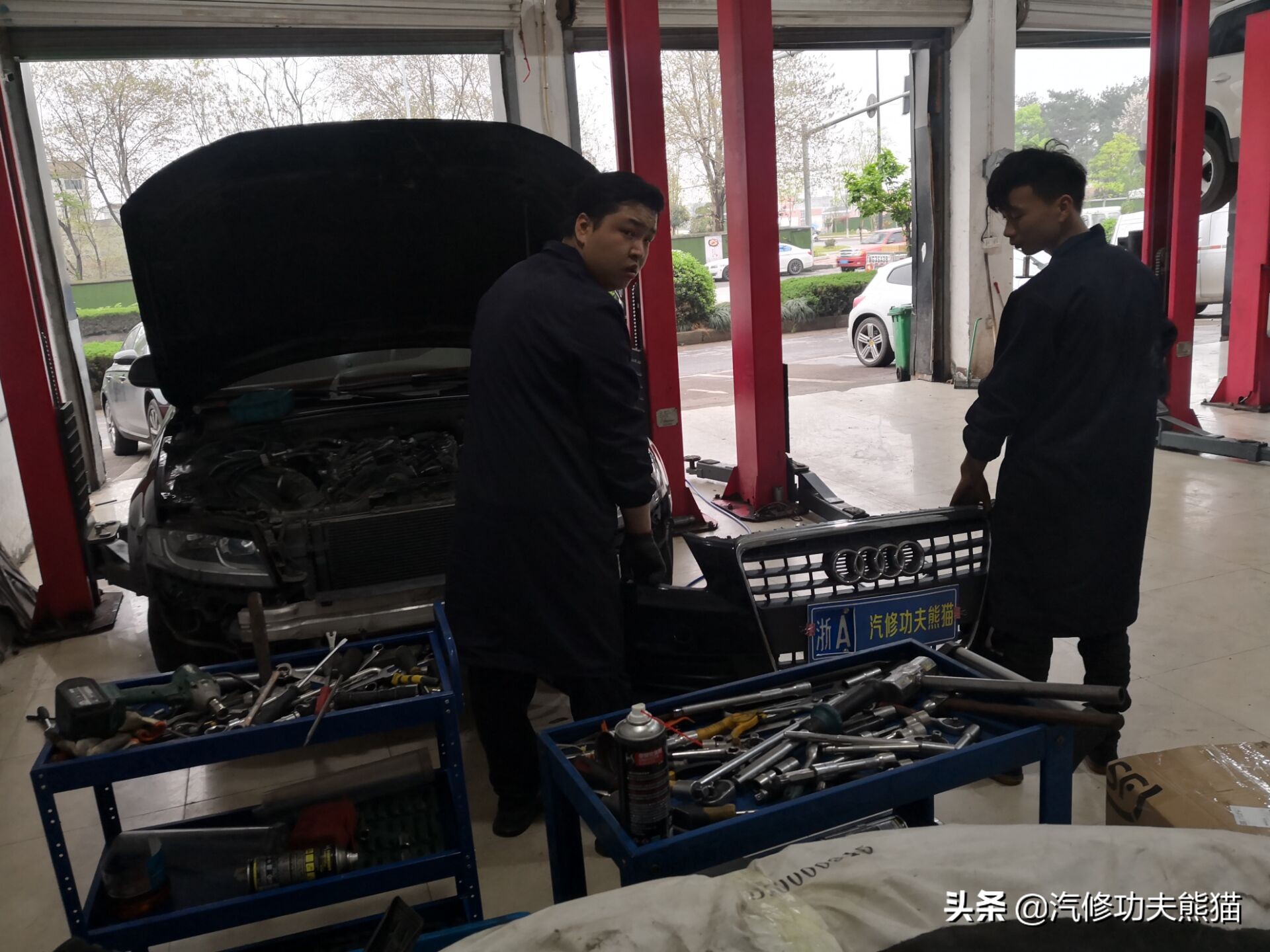 2013奥迪a4l烧机油怎么解决,奥迪a4l哪一款开始烧机油不严重