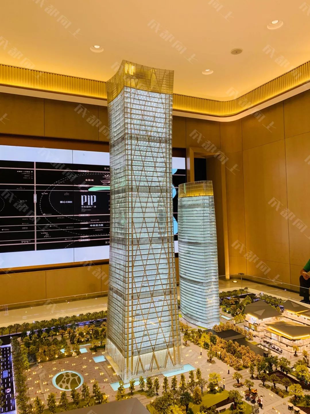 大源村最靓的仔,成都秦皇寺cbd和大源cbd