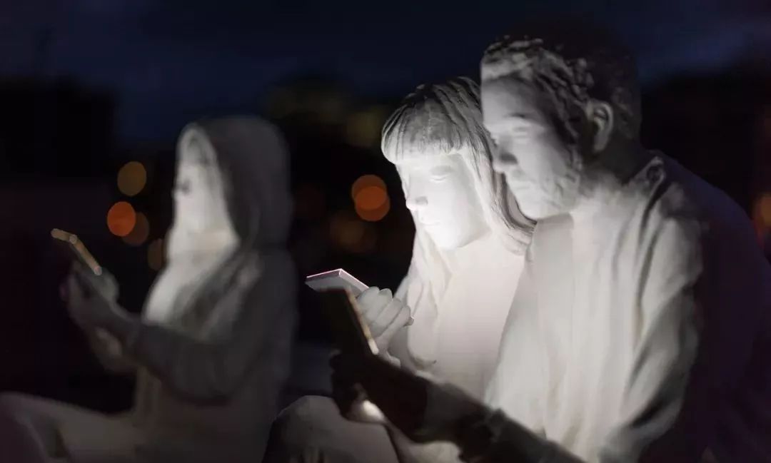 美得足以让人忘记时间流逝,美得让人静止的瞬间