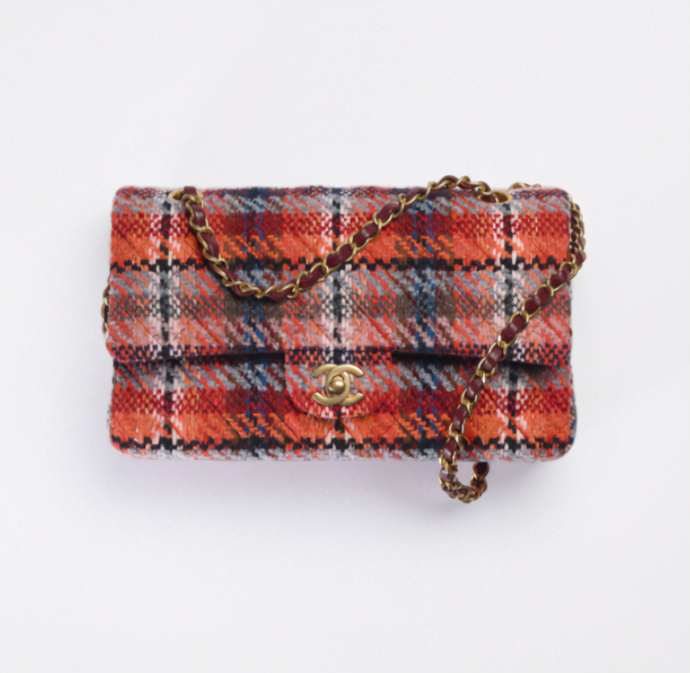 为什么大家都喜欢买香奈儿,香奈儿带给你的感触