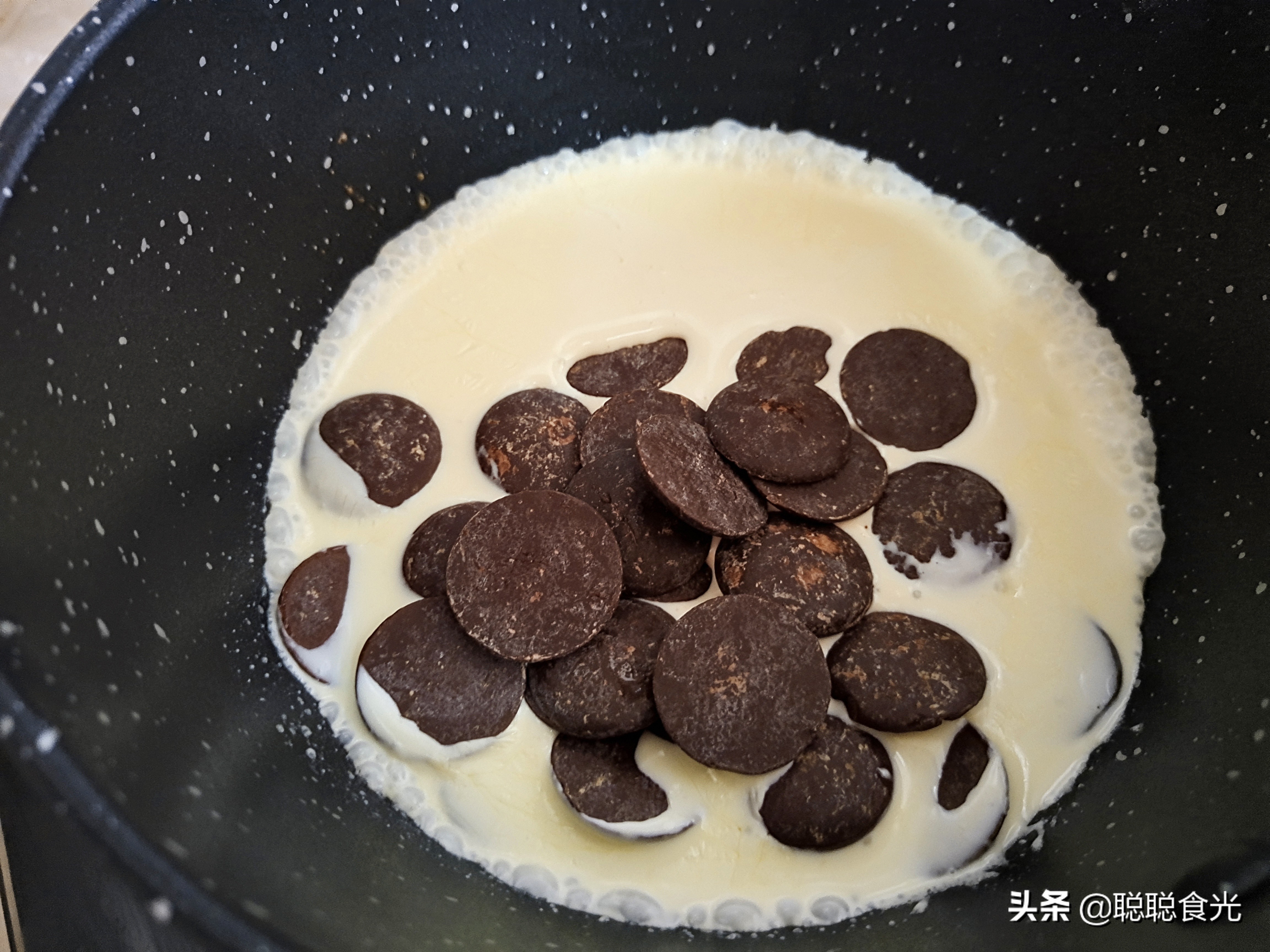 巧克力圣诞树蛋糕制作方法,圣诞节奶油巧克力蛋糕