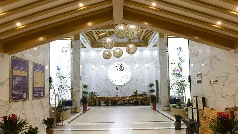 北国温泉二日自由行,赏南昆山山景泡温泉