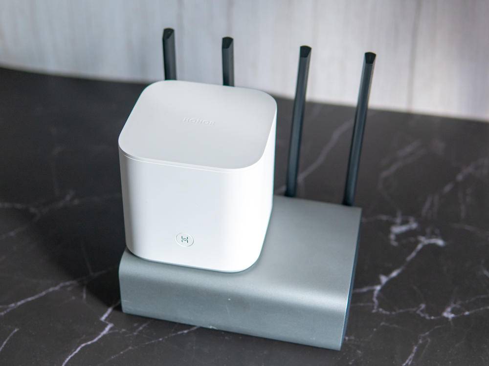 小米路由器pro对比华为pro2,小米路由器4a对比荣耀路由pro