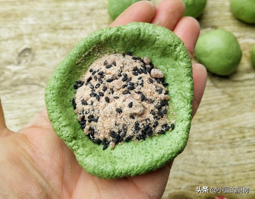 最简单的清明果的做法和吃法,清明果最正宗的甜味做法