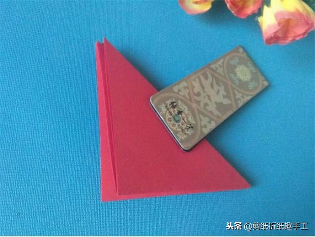 手工剪纸窗花教程春字窗花,窗花剪纸教程简单又漂亮花