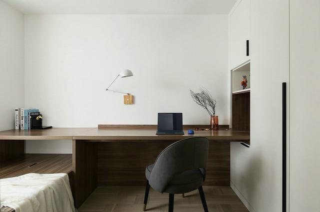 小户型不用电视柜装修效果图,第一次见这么丑的装修不忍直视