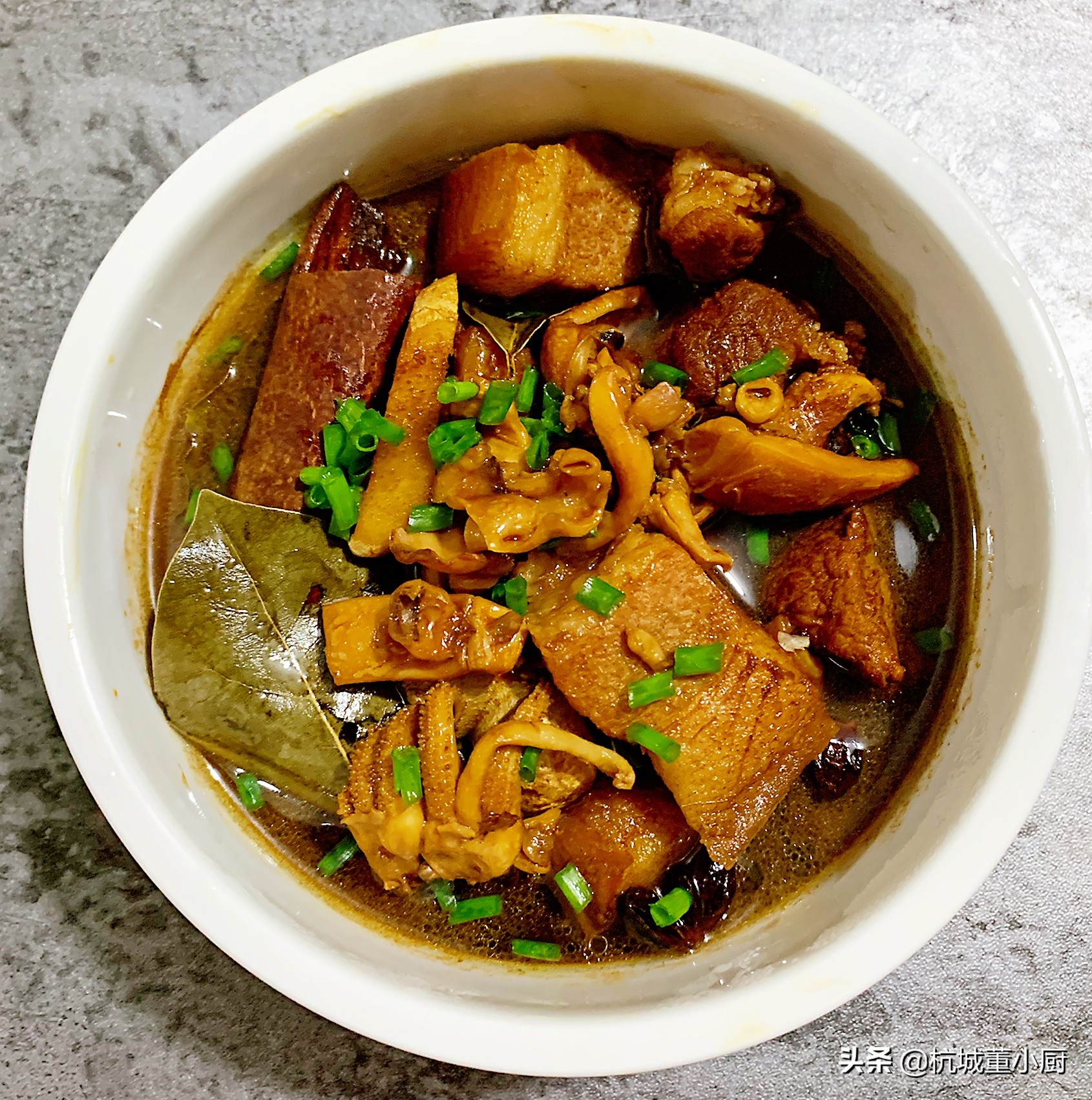 酱油肉墨鱼干,墨鱼干烧肉做法图解