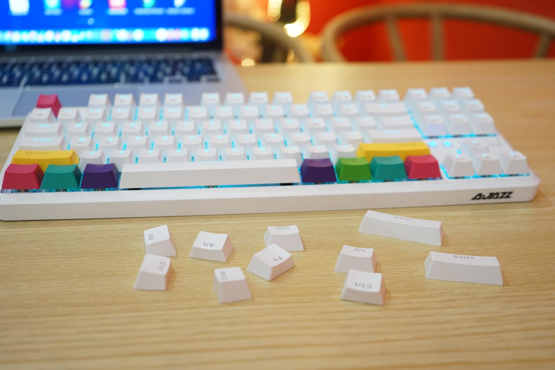 键盘可以这样玩,黑爵ak35i机械键盘怎么热插拔