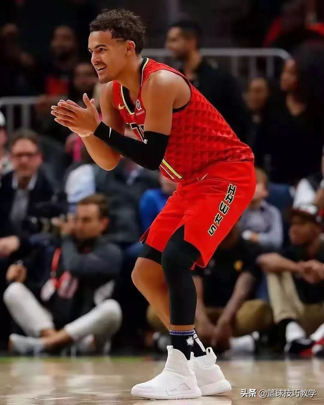 阿迪达斯onethegame2.0球鞋,阿迪crazyflight排球鞋测评