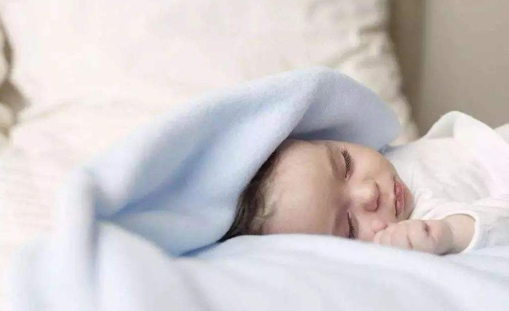 宝宝夜里大哭如何安抚,宝宝受到惊吓半夜哭闹解决办法