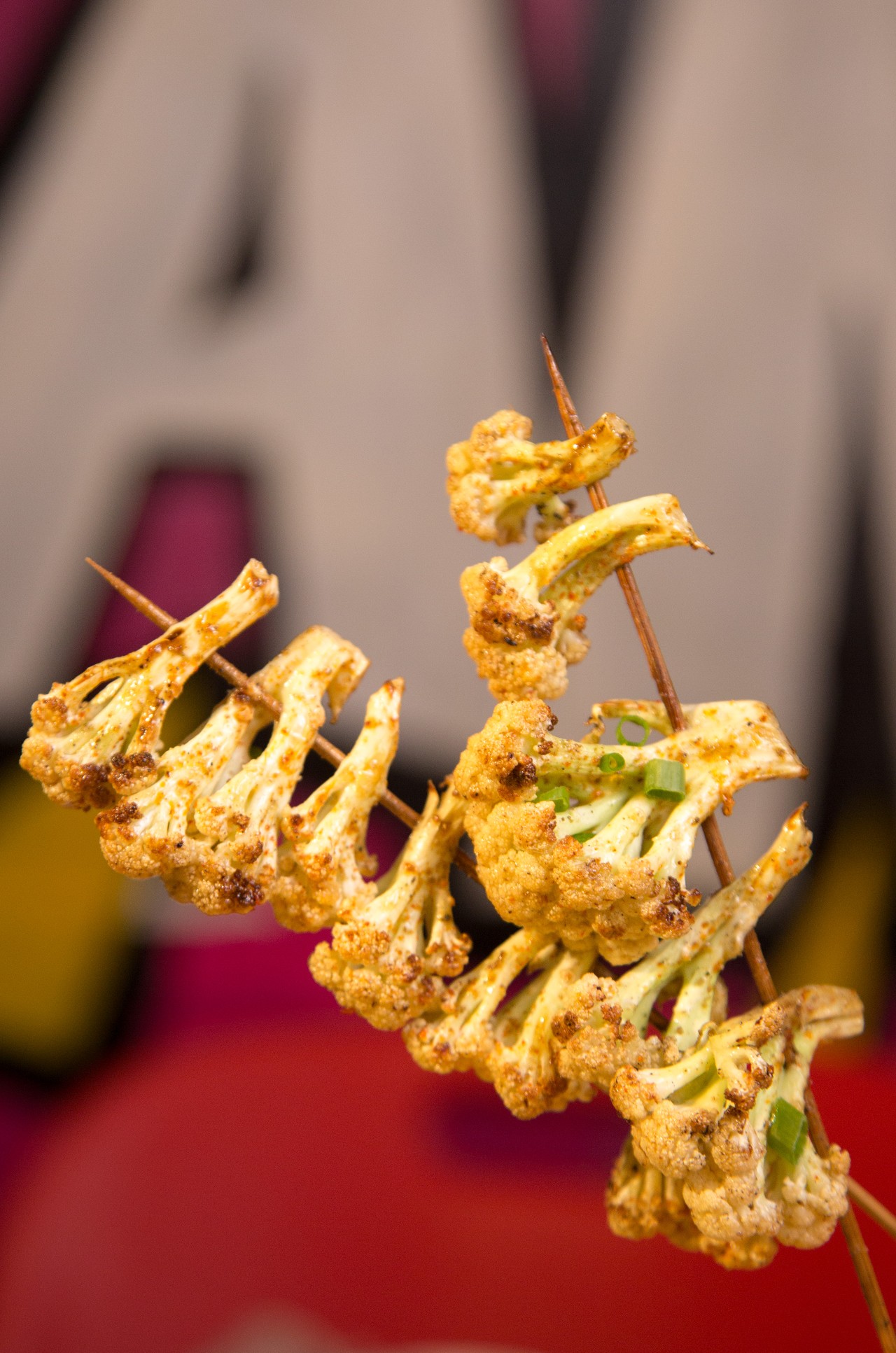 这家球迷必打卡胜地赢了！用牛蝎子锅+撸串，解锁夏日夜晚方式