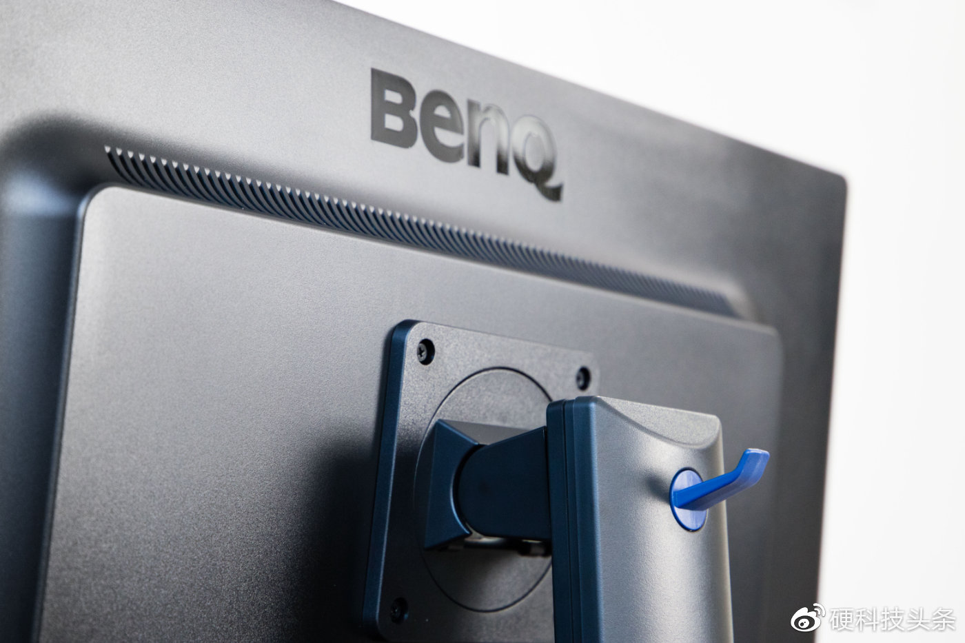 明基pd2700q和戴尔2722dx,明基pd2706u磨砂和苹果显示器对比