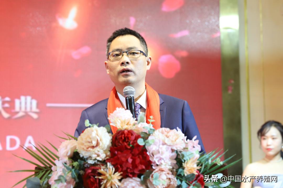 未来五年，实现年销量突破18万吨！南通巴大25周年华诞之际，超400位经销商现场共同见证