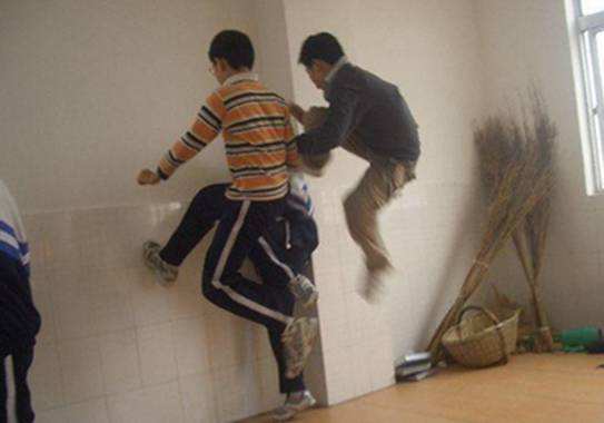 校园欺凌的心理治疗过程,校园欺凌的心理学分析