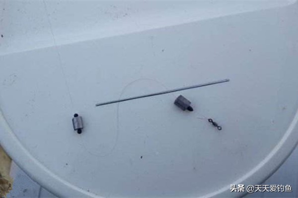 夏季大风天钓鱼的三个技巧,大风天无漂钓鱼