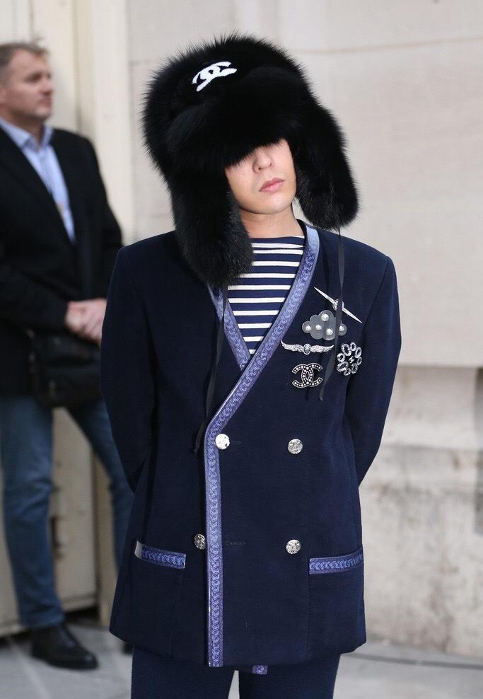 baby和权志龙合体,baby戴陈赫帽子