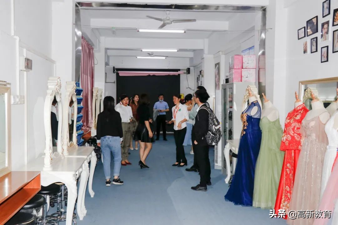 高新医药“校企合作指导委员会”召开第三次研讨会