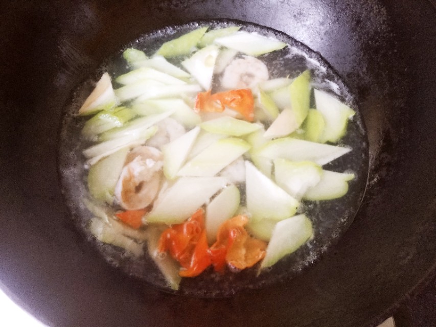 佛手瓜熬汤怎么才会翠绿,翠绿佛手瓜怎么做好吃