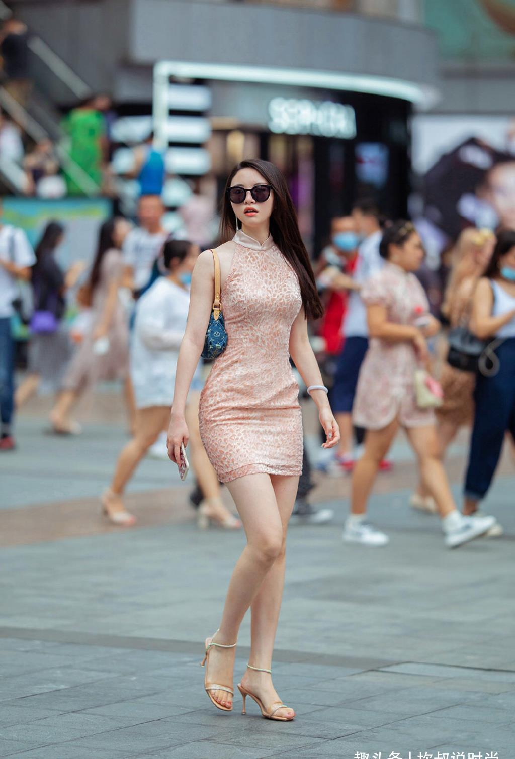 30岁的气质阿姨裙子,30岁阿姨穿的裙子
