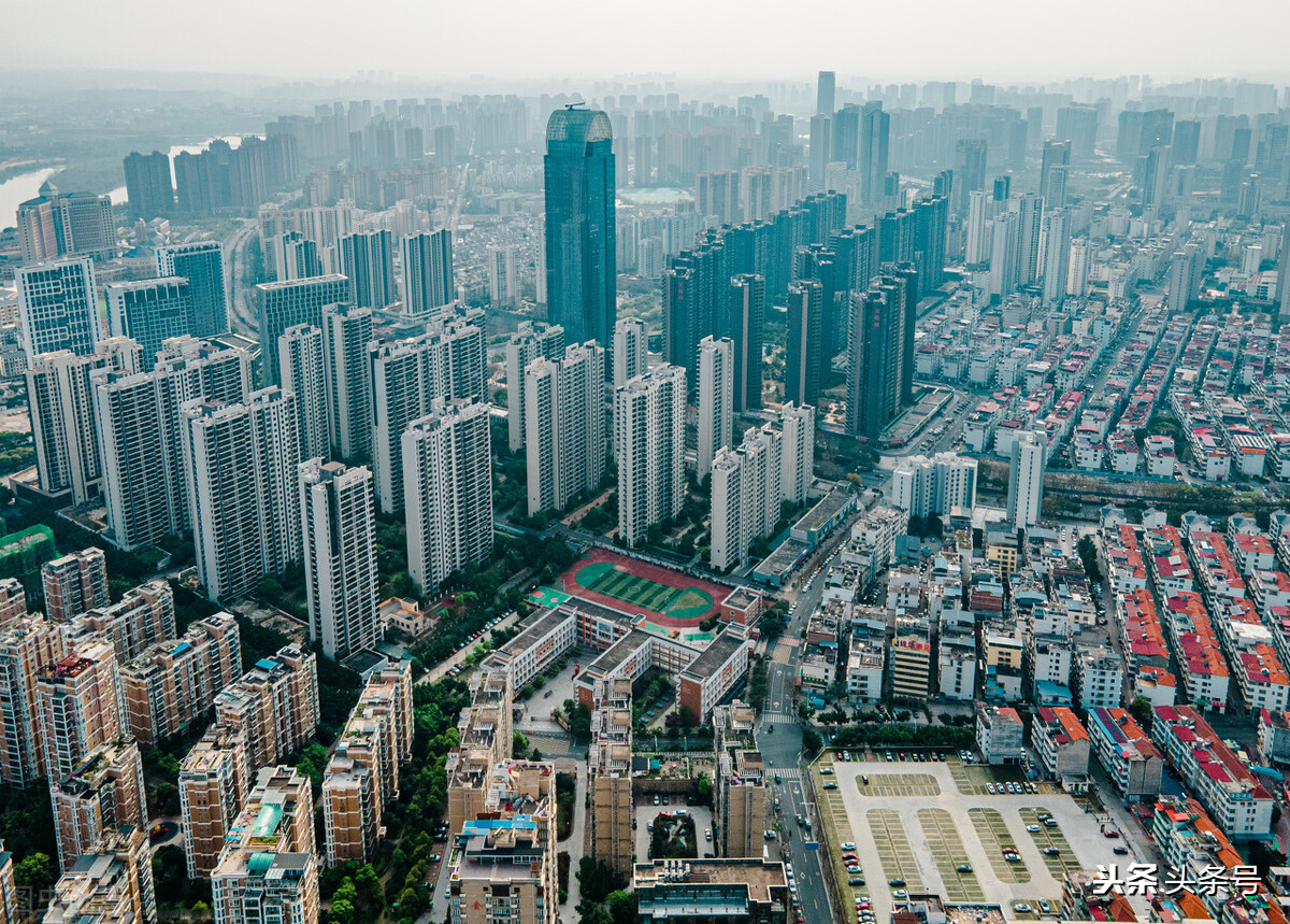 宝能现在还有什么实业,宝能姚振华欠多少亿