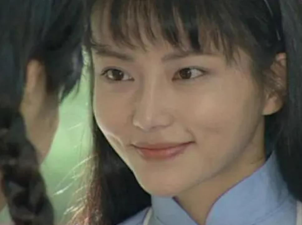 李钰男友汪雨现在怎么样了,被赵薇借命的李钰