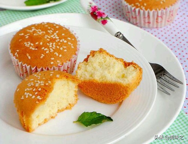 懒人鸡蛋糕的正确做法,油乎乎酥软鸡蛋糕