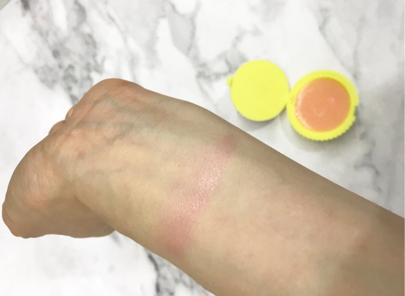 20款热门润唇膏红,10大品牌唇膏保湿滋润补水