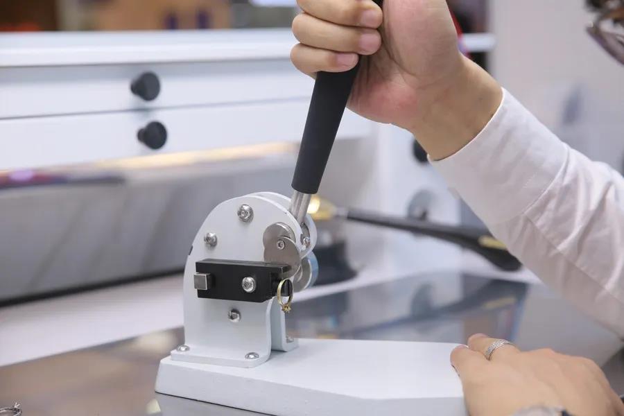 戒指改圈有损耗吗,戒指改圈号怎么改的