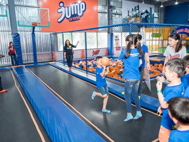 蹦床公园有哪些项目,蹦床公园的蹦床与比赛蹦床的区别