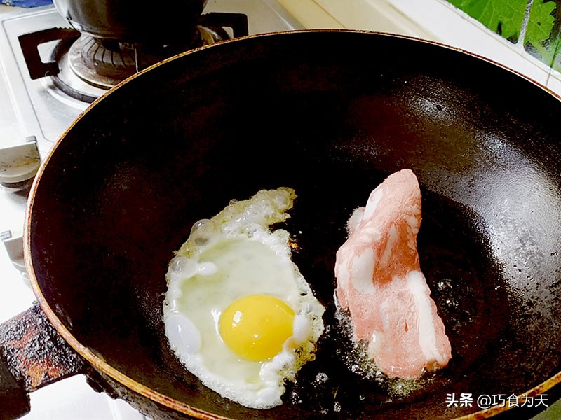 用砂锅焖饭怎么焖,十八分钟砂锅焖饭不糊底