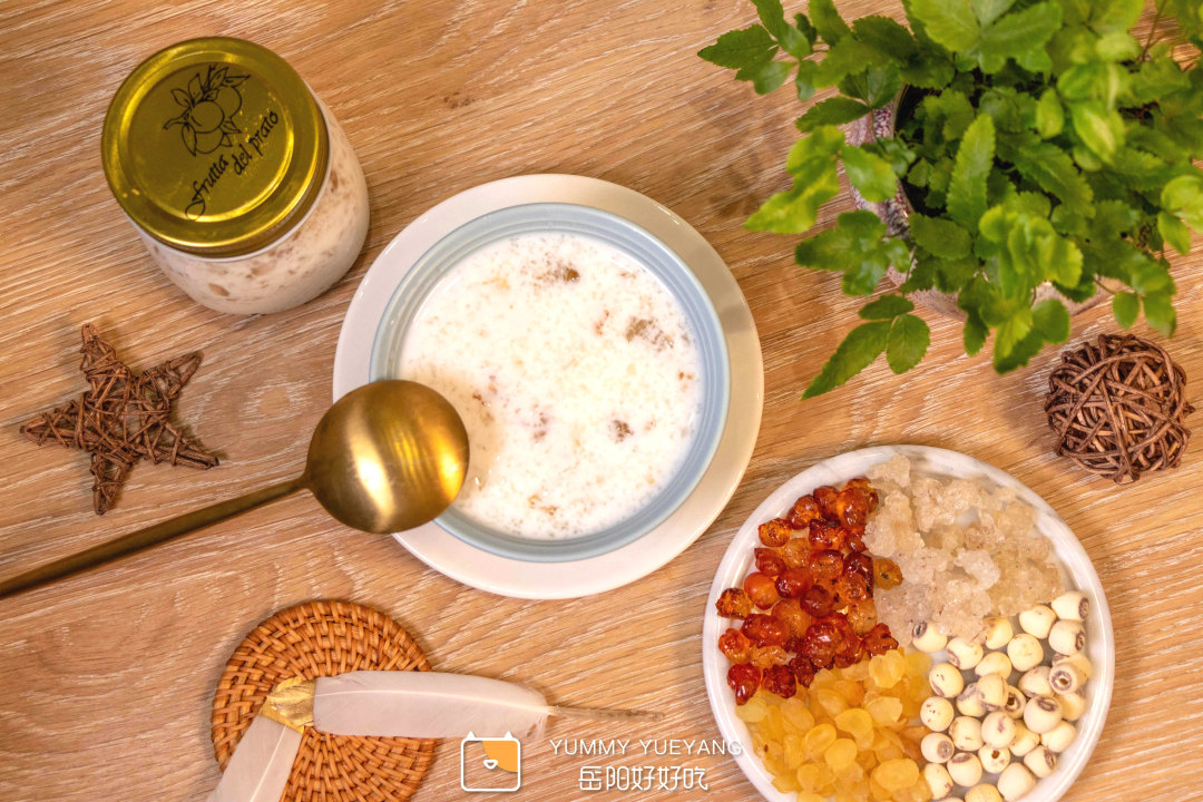 不限量的千层蛋糕全城狂送，挑战岳阳本土烘焙霸权的小苹果来啦