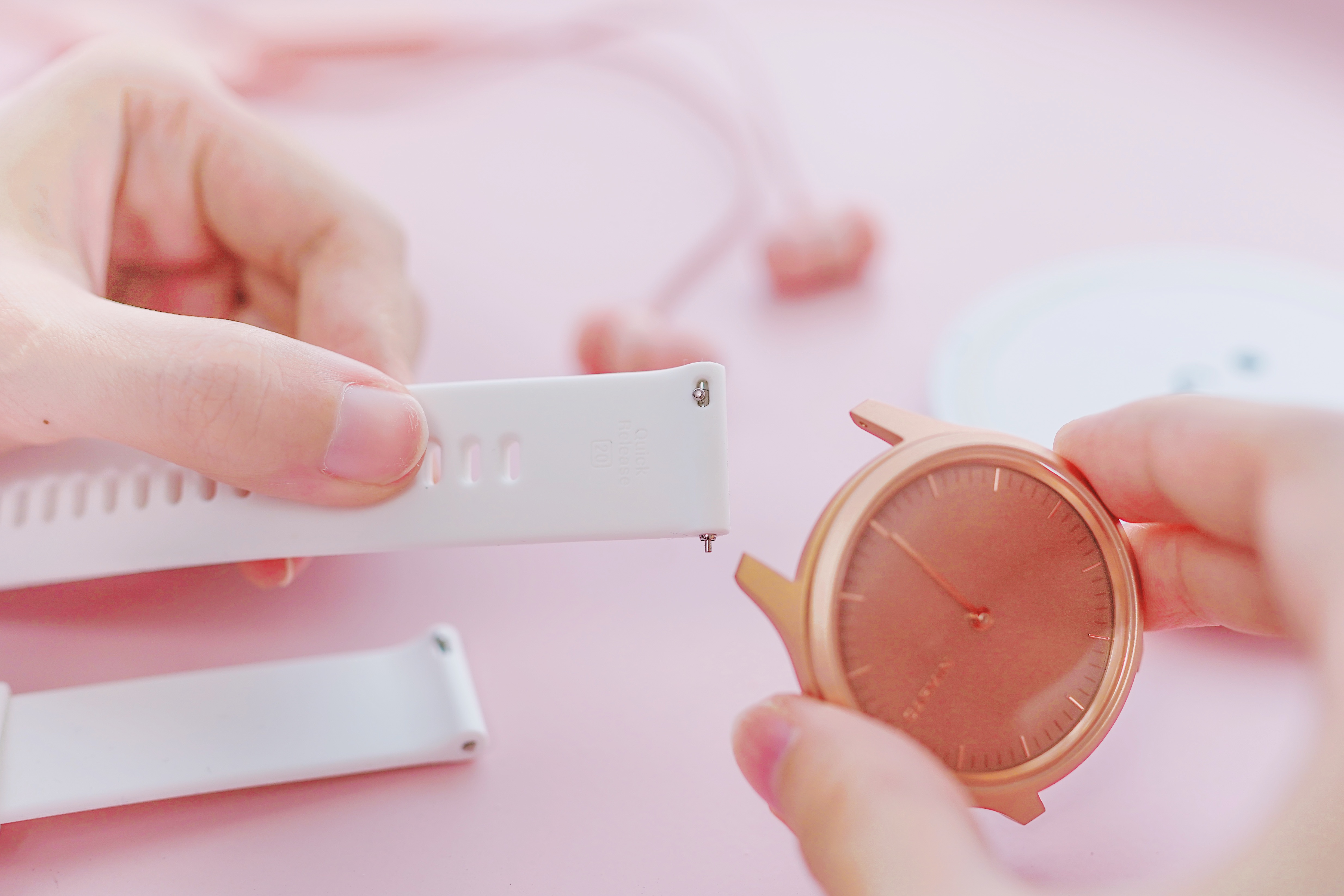 佳明发布新款智能手表garminmove,时尚与科技的碰撞带来了无限惊喜