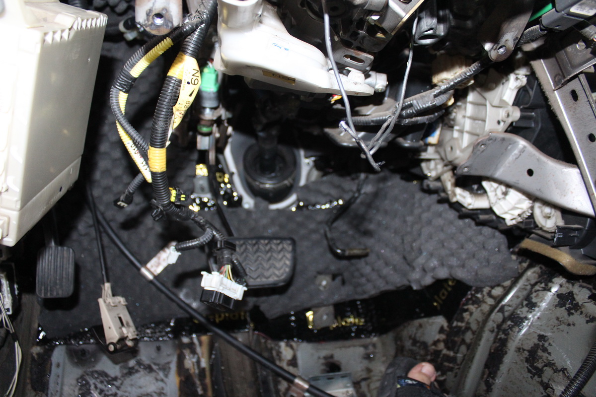 丰田皇冠2018款隔音什么水平,丰田皇冠隔音实测