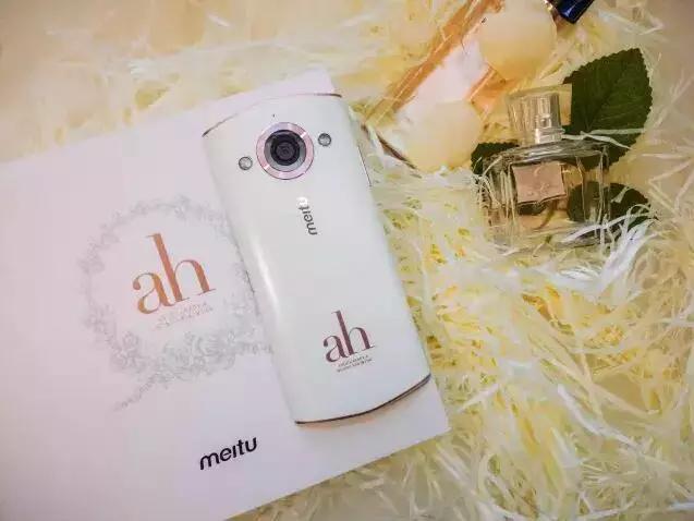 唐嫣大婚婚礼场景曝光伴娘美到爆,唐嫣婚礼上的伴手礼