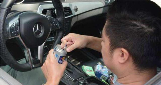 1日汽车热点回顾：雅阁9.5舒适版17年2月上牌，跑了32000公里能卖多少钱？