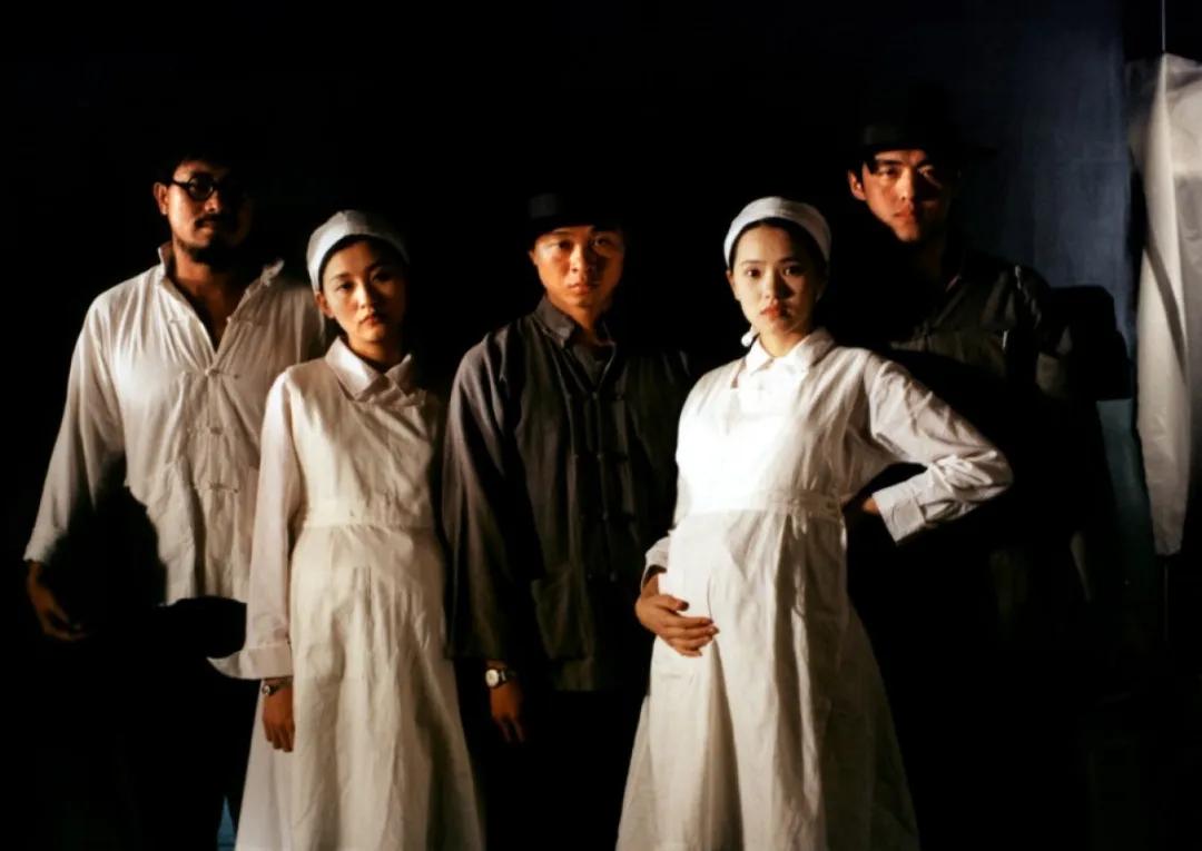 为什么台湾女明星多出文艺女青年？