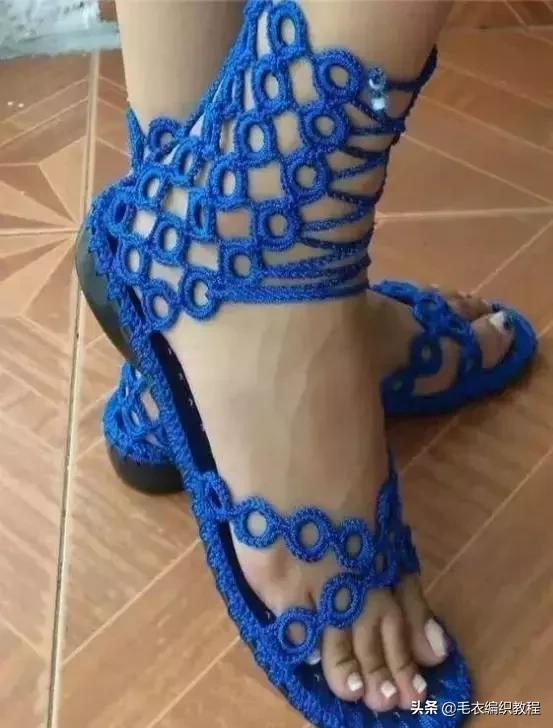 钩男士豆豆凉鞋三道杠视频教程,100种婴儿凉鞋的钩法全过程