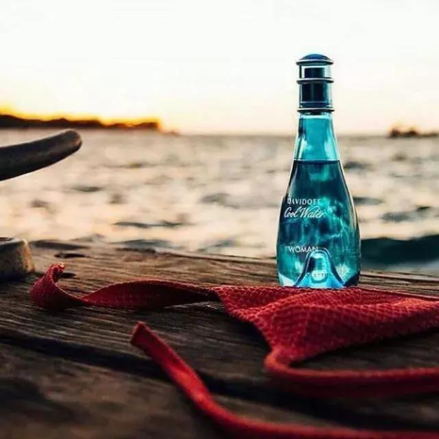 香奈儿蔚蓝香水淡香好还是浓香好,什么香水好闻又持久女人淡香型