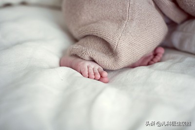 穿防辐射衣服对宝宝有影响吗,穿湿疹宝宝的衣服会传染吗