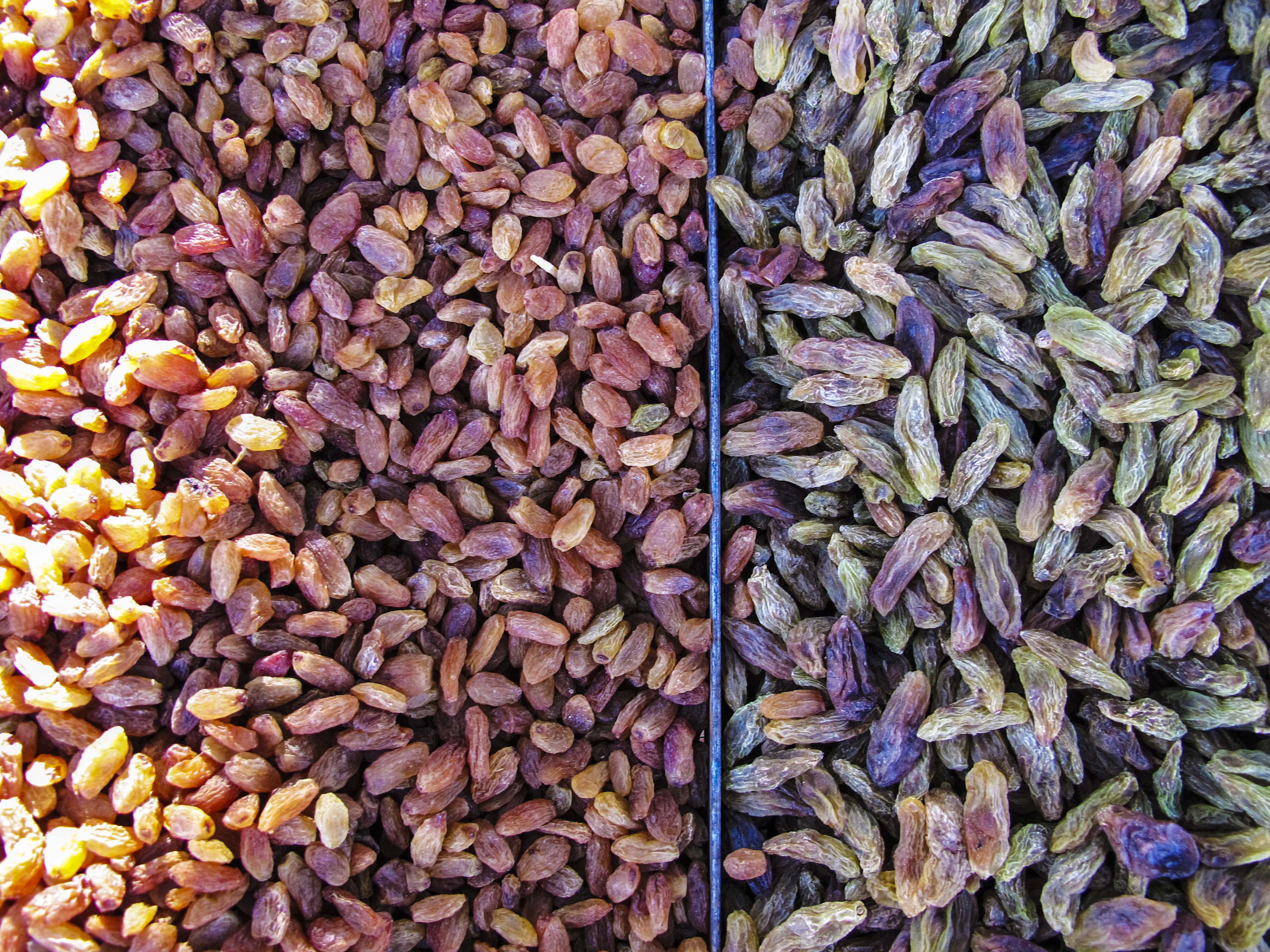 吐鲁番葡萄沟山水,新疆吐鲁番葡萄沟葡萄树的风景