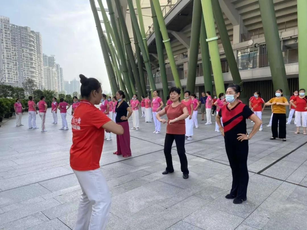 一起来跳舞吧集体舞,一起来跳舞吧热身舞