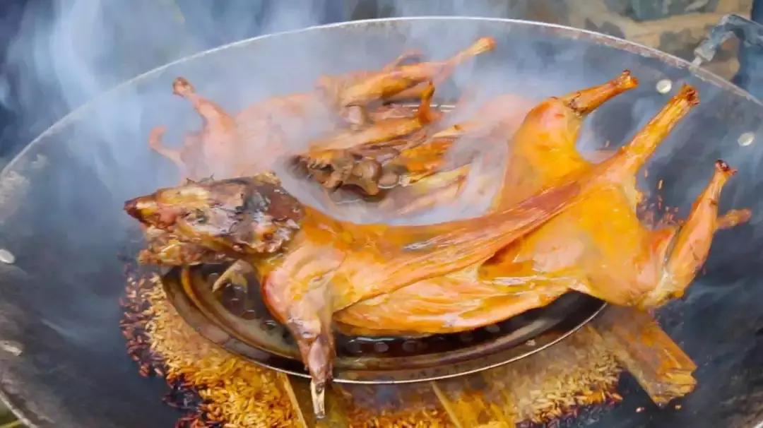 恐怖10道奇葩美食,奇葩恐怖食物