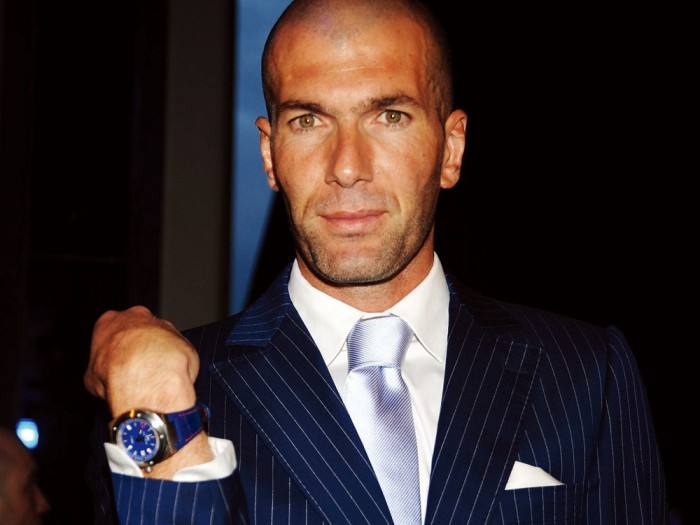 2022世界杯足球机械腕表,世界杯对应腕表