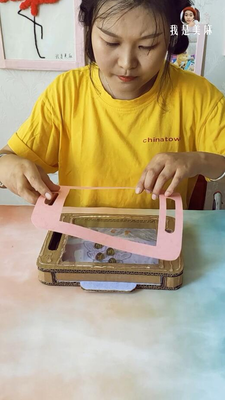 用鞋盒给孩子做简单益智小玩具,自制宝宝迷宫玩具没磁扣怎么动